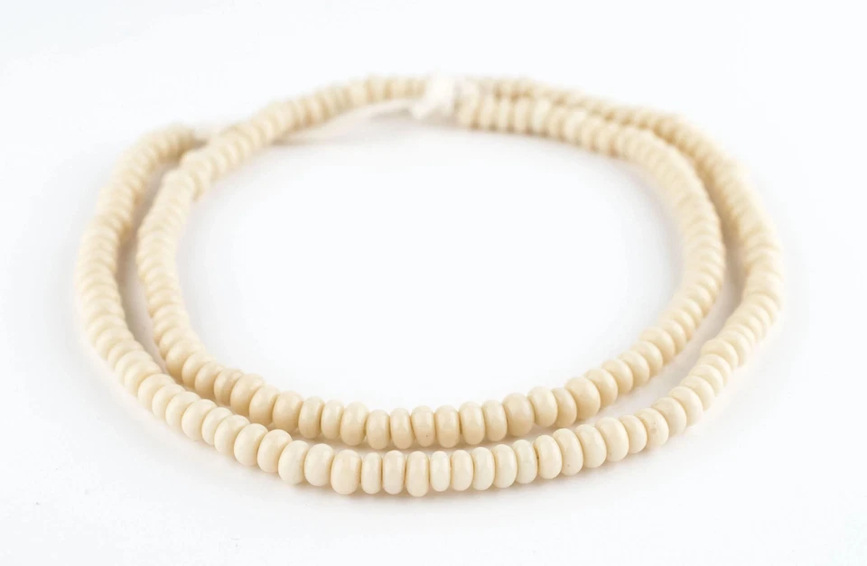 Cuentas de donut de vidrio Java beige 6 mm Indonesia disco blanco agujero grande hilo de 24 pulgadas Foto 3 de 4