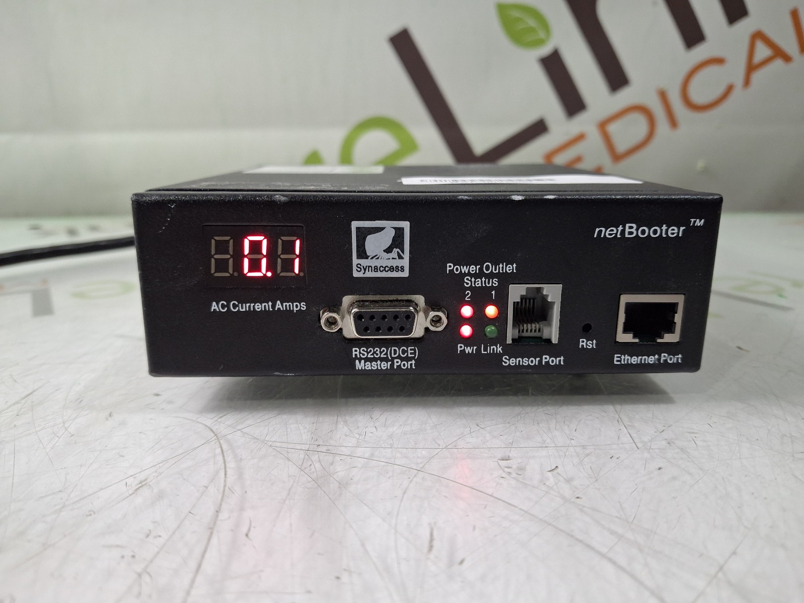 Synaccess netBooter Power Distribution Unit
