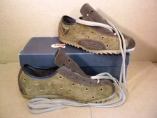 New-Old-Stock Rivat Suede Cycling/Touring Shoes - Size 35 (Euro)