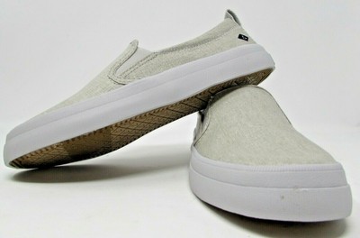 women's crest twin gore woven emboss sneaker