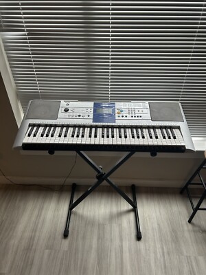 Yamaha PSR-E323 Keyboard, Silver, 61 Keys WITH ADAPTER AND STAND