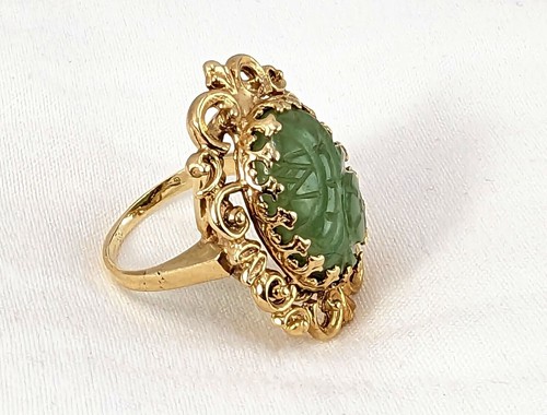 14K Hallmarked Gold Jade Ring Size 4.5 - Picture 3 of 7