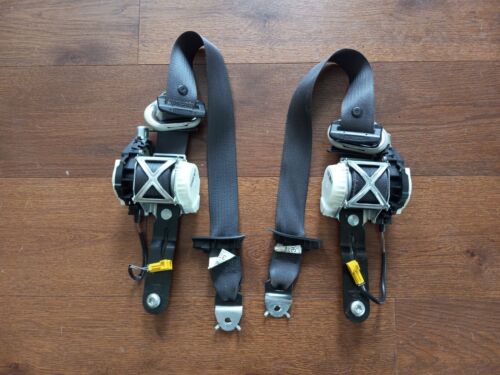 2009 Chevy Silverado GMC Sierra 1500 2500 3500 FRONT Pair Seatbelts CREW Cab OEM - Picture 1 of 2