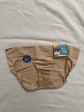 NEW VANITY FAIR Panty No Pinch No Show Seamless Bikini Panty 1 Pair Medium 18217