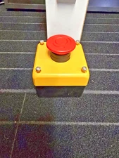 IDEC FB FB1W-HW1B-V402R Control Box Type 4X