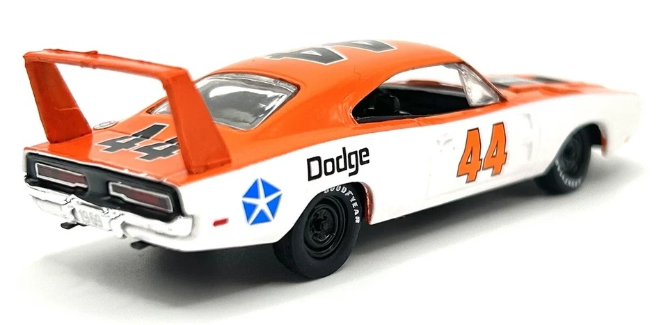 M2 MACHINES 1969 DODGE CHARGER DAYTONA HEMI AUTO HAULERS LOOSE - Image 2 of 4