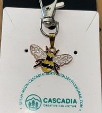 Adorable Bee Keychain, purse clip handmade