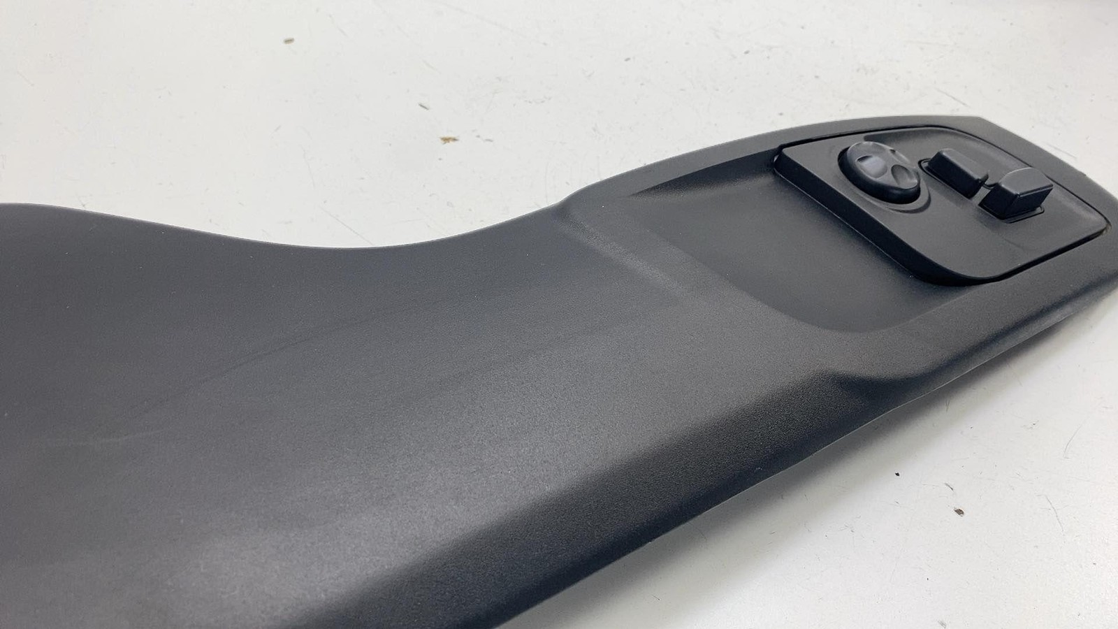 ⭕2017-2020 Maserati Ghibli Front Right Seat Switch Trim Cover Panel L0334777AA06