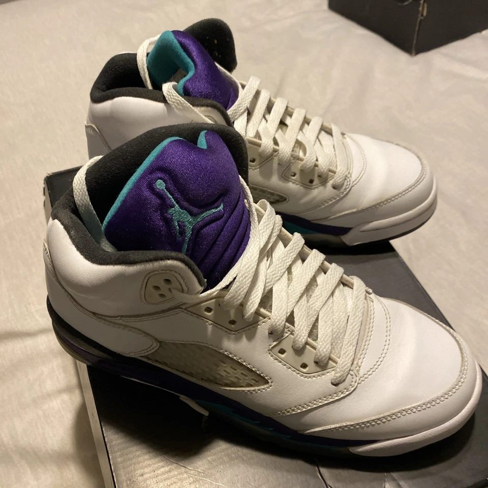 Jordan 5 Retro Media Uva Blanco Esmeralda Talla 7y Foto 2 de 4