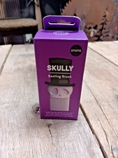 Skully Skull Basting Brush with Top Hat - Silicone Kitchen Utensil