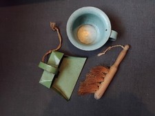 JOUET ANCIEN DINETTE ENSEMBLE POT DE CHAMBRE +PELLE À ORDURE AVEC SA BALAYETTE