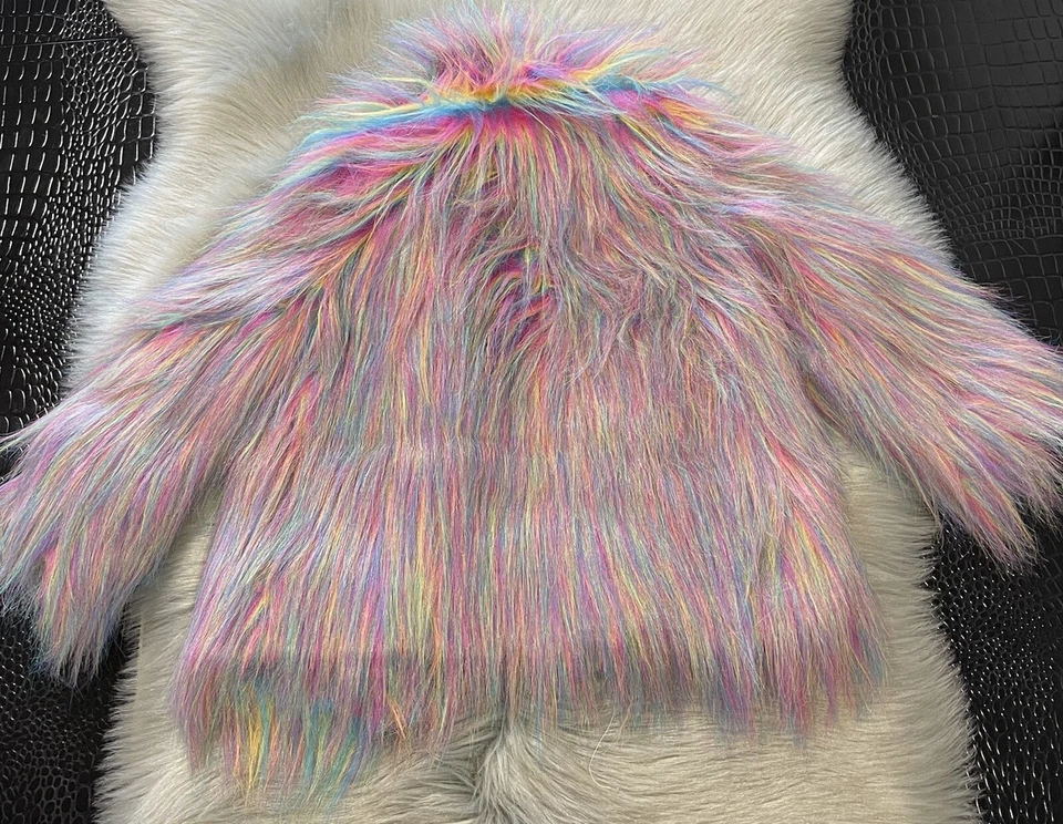 Chaqueta de piel Kidz Art para niñas multicolor arco iris talla 3Y ¡Linda! Foto 2 de 4