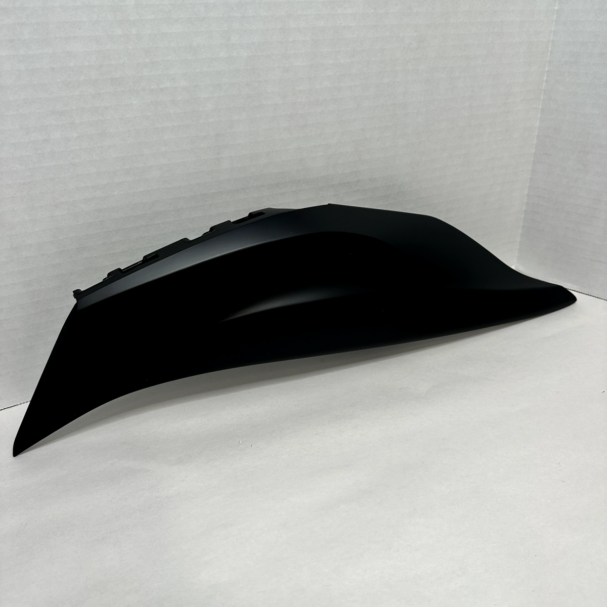 17 Kawasaki Ninja Zx10r Rear Right Tail Fairing Cover 36001-0641