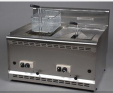 PROFI Gas Fritteuse 2 x 8 Liter, 15 kw Friteuse Steilbodentechnik, ab Lager 