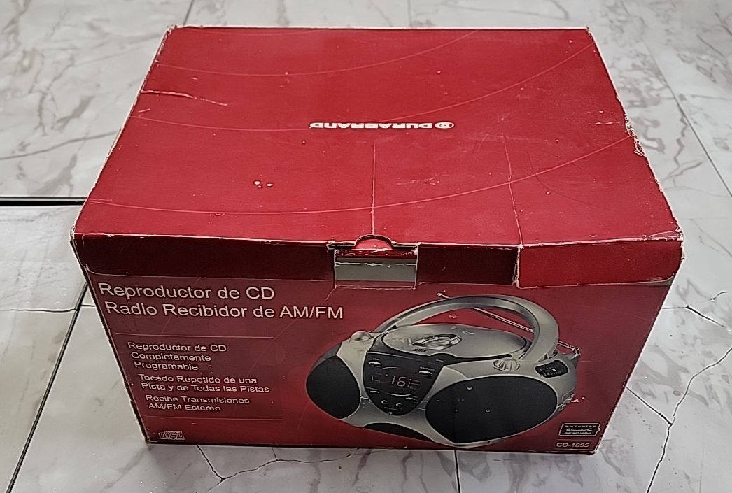 Durabrand AM/FM Radio CD Player Boombox Model CD-1095 Silver