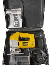 Dewalt DW318 Corded Electric Variable Speed Jig Saw With Hard Case