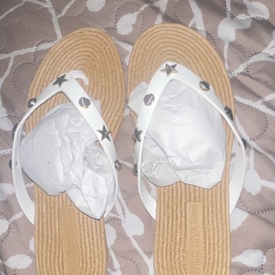 Wild Diva White Thong Slide Sandals Women's Studded 100% Wool Slip-On Size 7.5
