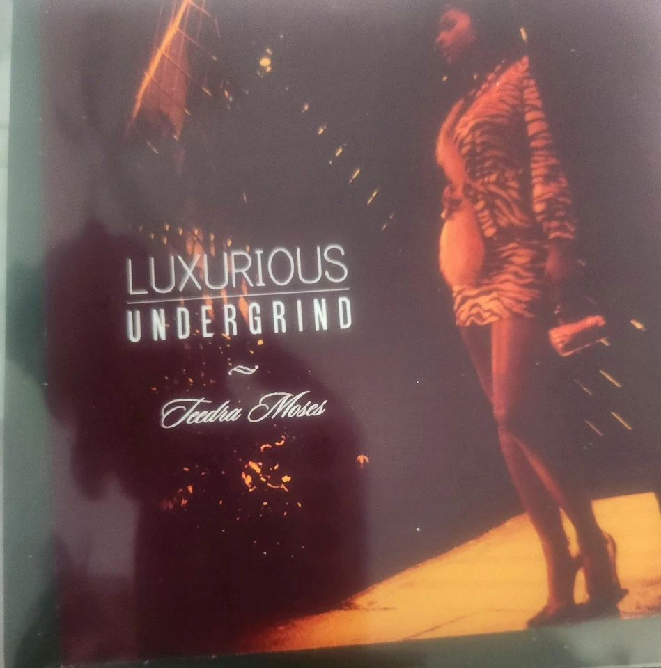 Teedra Moses: Luxurious Undergrind - 2011 - R&B/Soul - Mixtape CD Foto 2 de 4