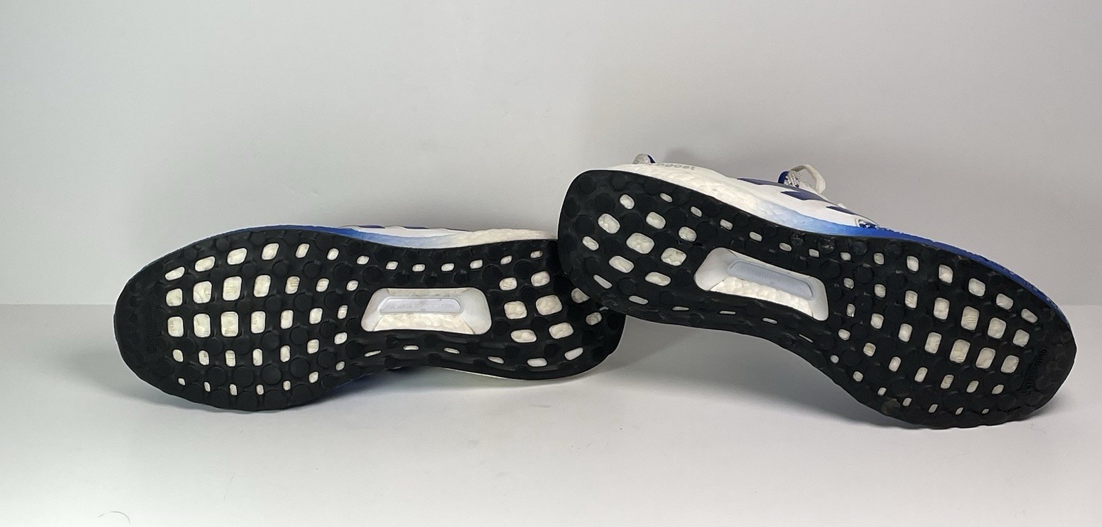 ADIDAS ULTRABOOST  4.0 DNA Running Shoes White Bold Blue Men’s US Size 11.5 thumbnail 14