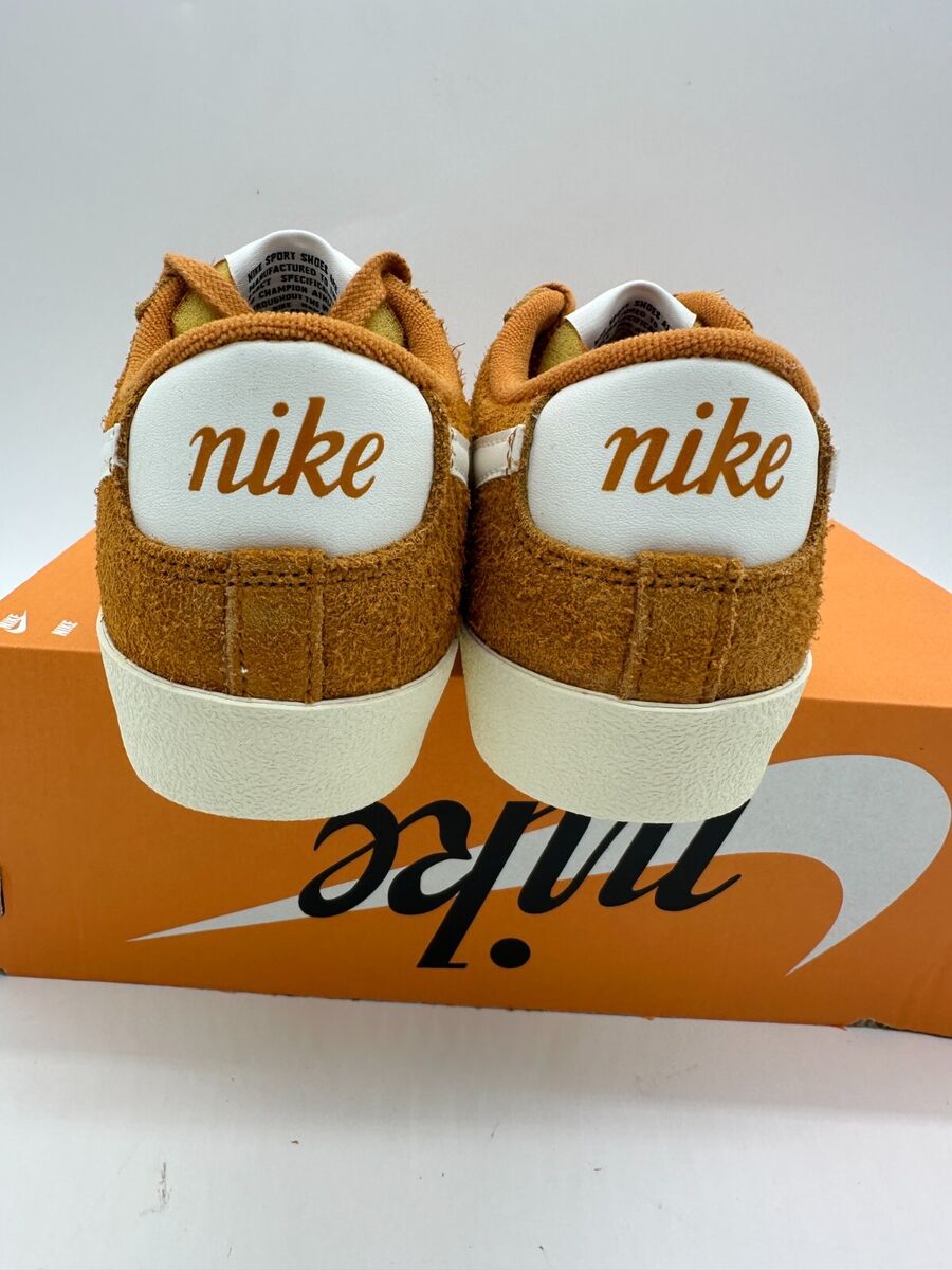 Nike Blazer Low '77 VNTG Women's Size 10 Orange Suede Shoes Nike Blazer Low '77 VNTG Women's Size 10 Orange Suede Shoes