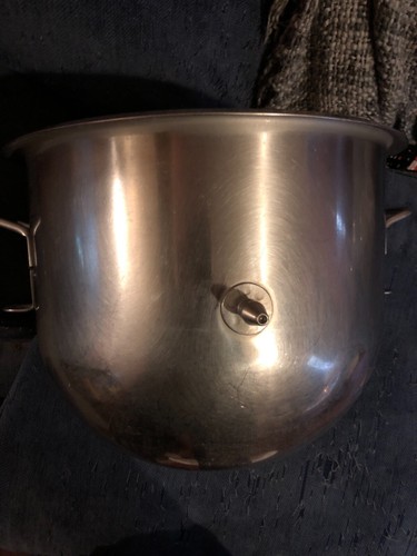 Large industrial mixer bowl unbranded - Picture 3 of 18