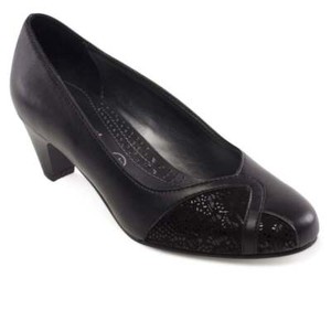 extra wide court shoes