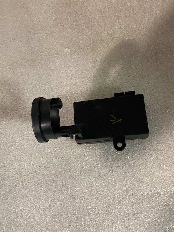 Модуль бесключевого доступа 2007-2008 Chrysler Sebring 05026157 оригинальный - Изображение 2 из 2