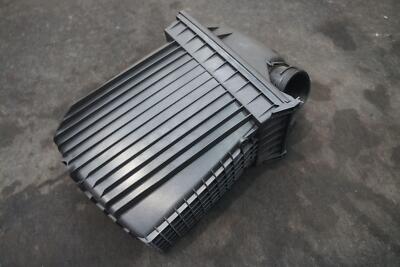 Left Air Cleaner Filter Box Assembly OEM Rolls Royce Phantom 2004