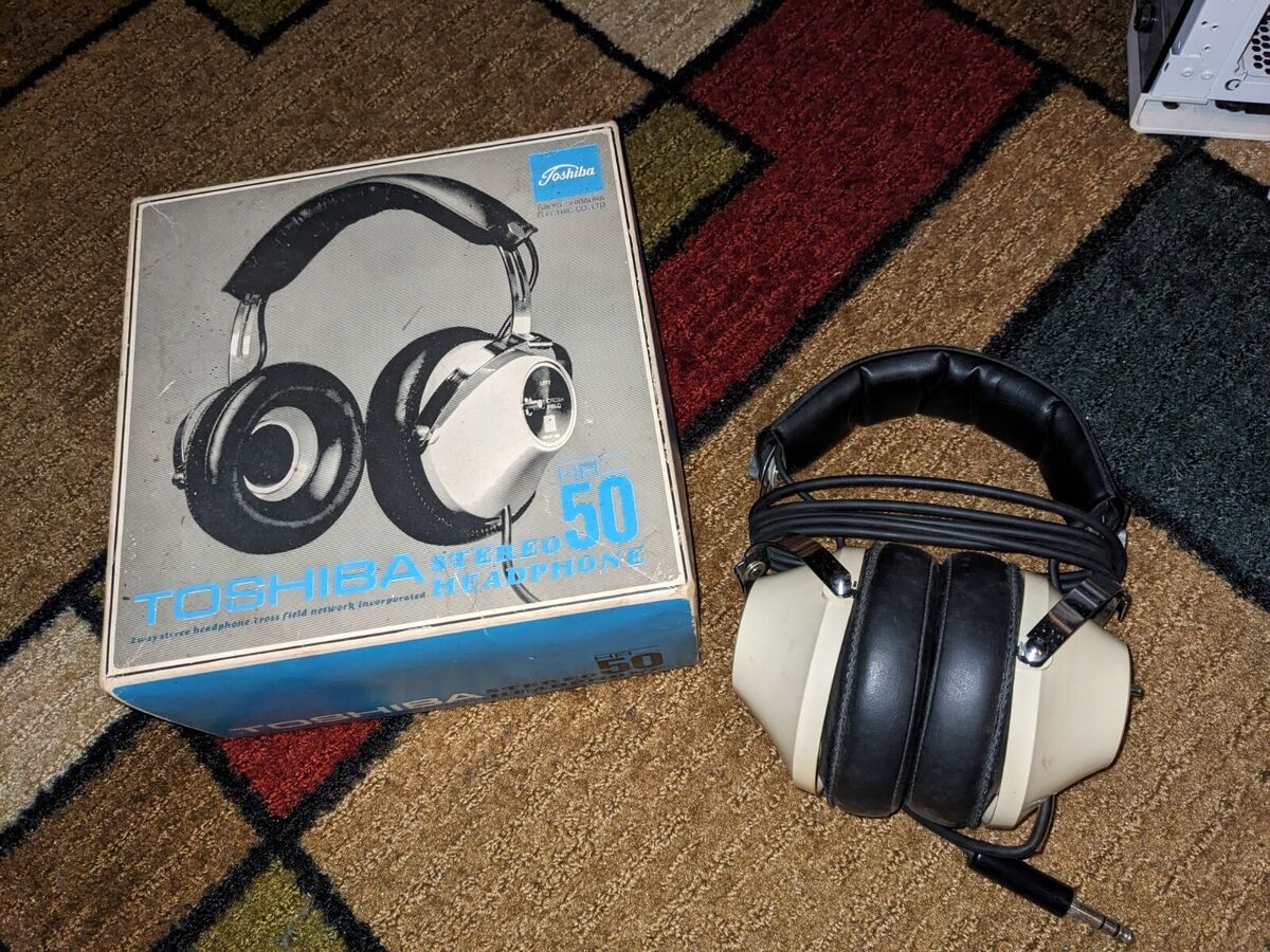 Vintage Toshiba HR50 Stereo Headphones 2 Way Cross Field Vintage Toshiba HR50 Stereo Headphones 2 Way Cross Field