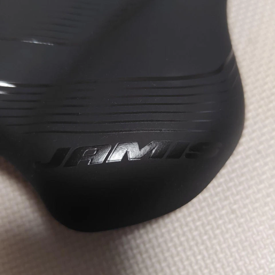 JAMIS black saddle ergonomic design - Image 2 of 3