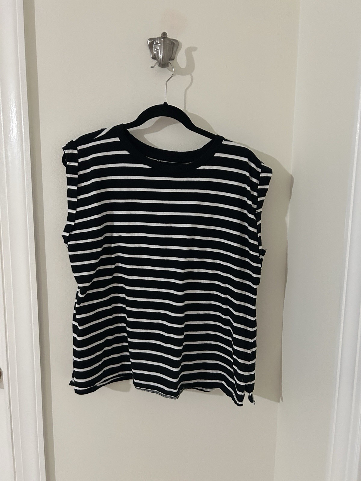 AVA & VIV Black & White Striped Top XXL Super Cute & Classic! Great Condition