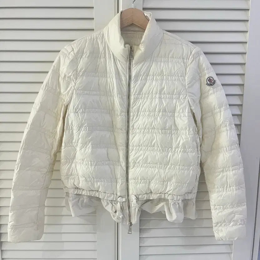 Moncler Lace 2-Way Padded Coat - 8.5/10 thumbnail 11