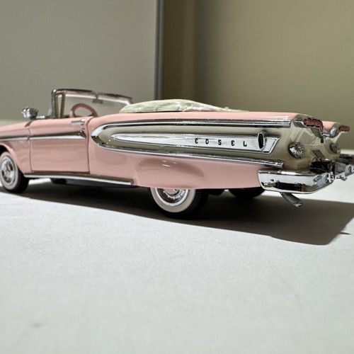 Franklin Mint 1:43 1958 Edsel Citation Convertible Pink Diecast Car B11KC72 - Picture 13 of 19