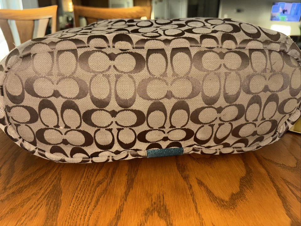 Bolso de Hombro Coach Devin F28503 Caqui Carreras Verde Rayas C Firma Certificado de Autenticidad Foto 4 de 4