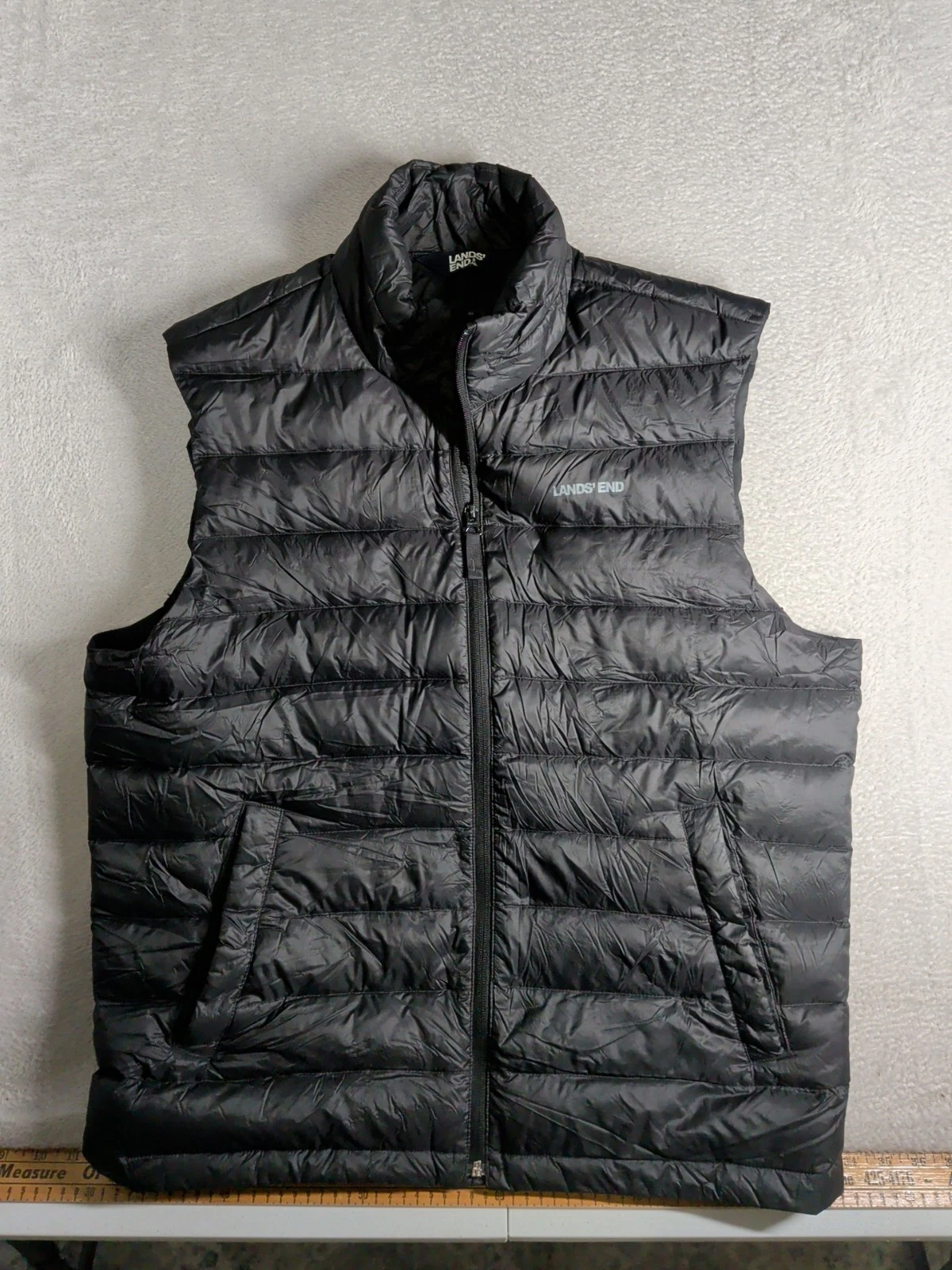 Lands' End Packable Down Vest Lightweight Warm Men's Large 42-44 Black
Opens in a new window or tab