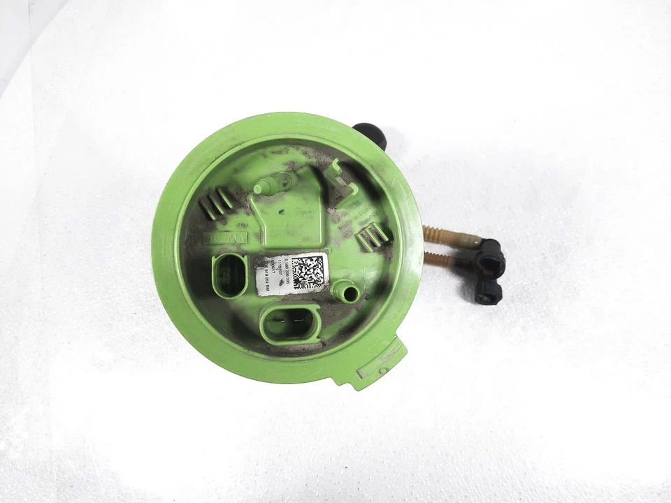 Audi S3 2015-2020 2,0 L turbo A/T tracción trasera gasolina tanque bomba 5Q0-919-087-Aq Foto 2 de 4