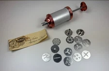 Vtg Mirro Cookie Pastry Press Decorator Set w/12 Plates & 3 Tips Aluminum Copper