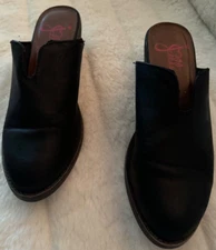 JELLYPOP SIZE 8 Black Leather Faux Mule/Clog Slip On Block Heel