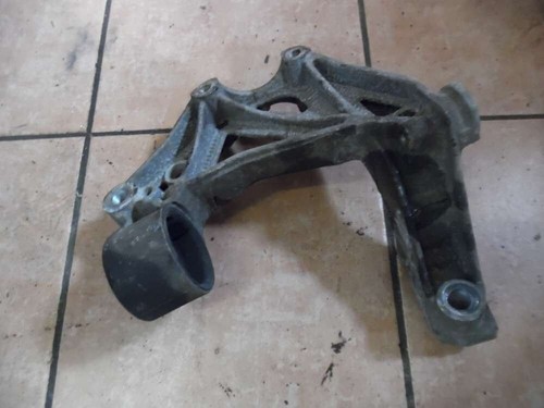 Skoda Fabia II Traggelenk Querlenkerhalter Links 6Q0199293