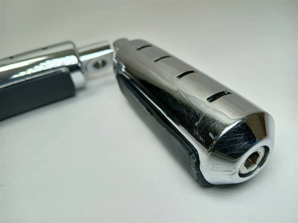 Estriberas personalizadas Harley-Davidson OEM diámetro pequeño 50916-90T Foto 4 de 4