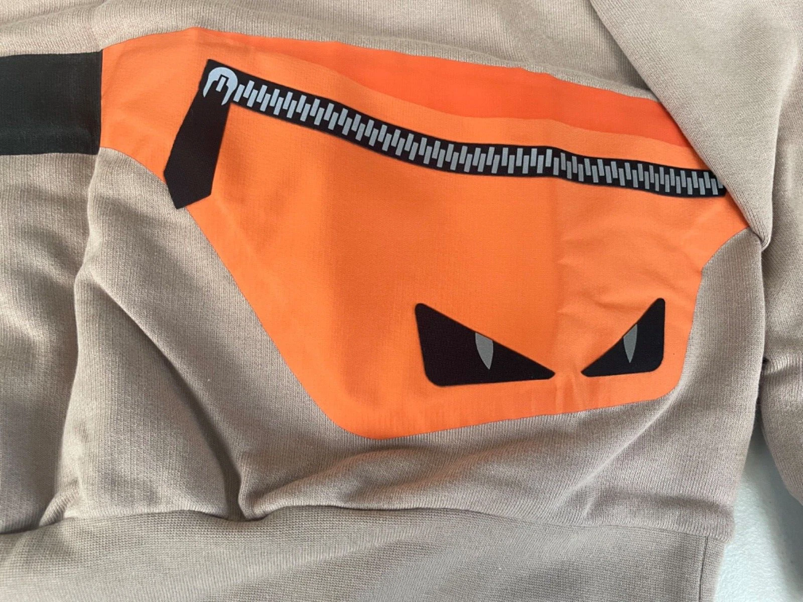 Borsa cintura Fendi stampa cotone felpa con cappuccio 12 anni 12 anni nuova con etichette