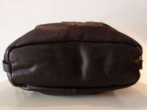 Bolso de mano Abro bolso de hombro en marrón con cadena dorada - Imagen 2 de 5