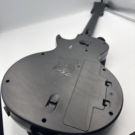 Nintendo Wii Console Guitar Hero Bundle &ndash; Les Paul Guitar + Game -