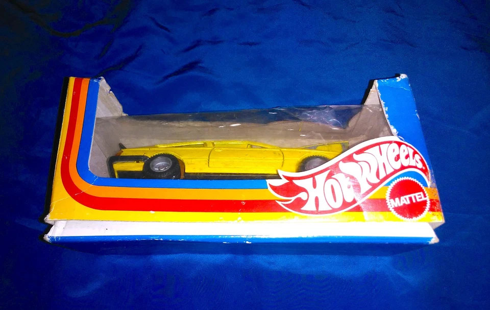 OPEL MONZA HOT WHEELS BEVI BILLY SPECIAL RARE BOX 1:25 MATTEL ITALY - Immagine 3 di 4