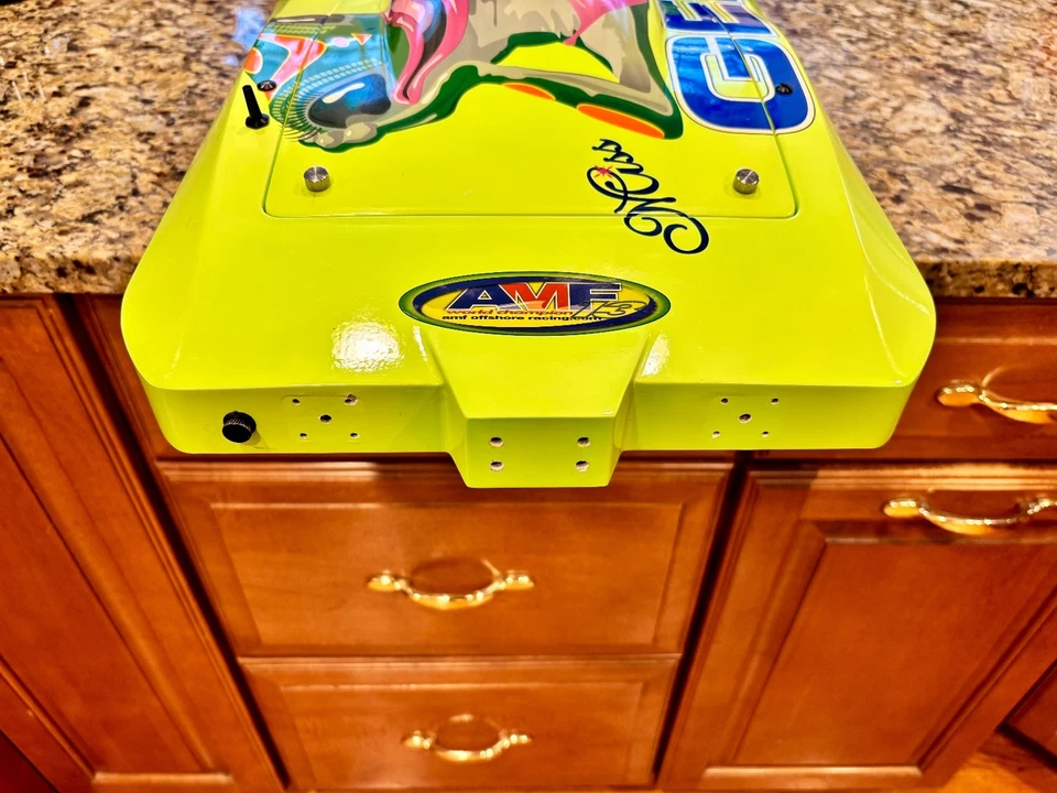 Cubierta de casco y escotilla Miss Geico 36 Foto 4 de 4