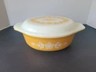 Vintage Pyrex Butterfly Gold Casserole Dish 1.5 Qt.