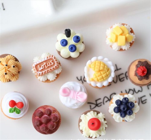 Cupcakes crema miniatura para casa de muñecas 11 piezas postre fruta pasteles panadería escala 1/6 - Imagen 3 de 6