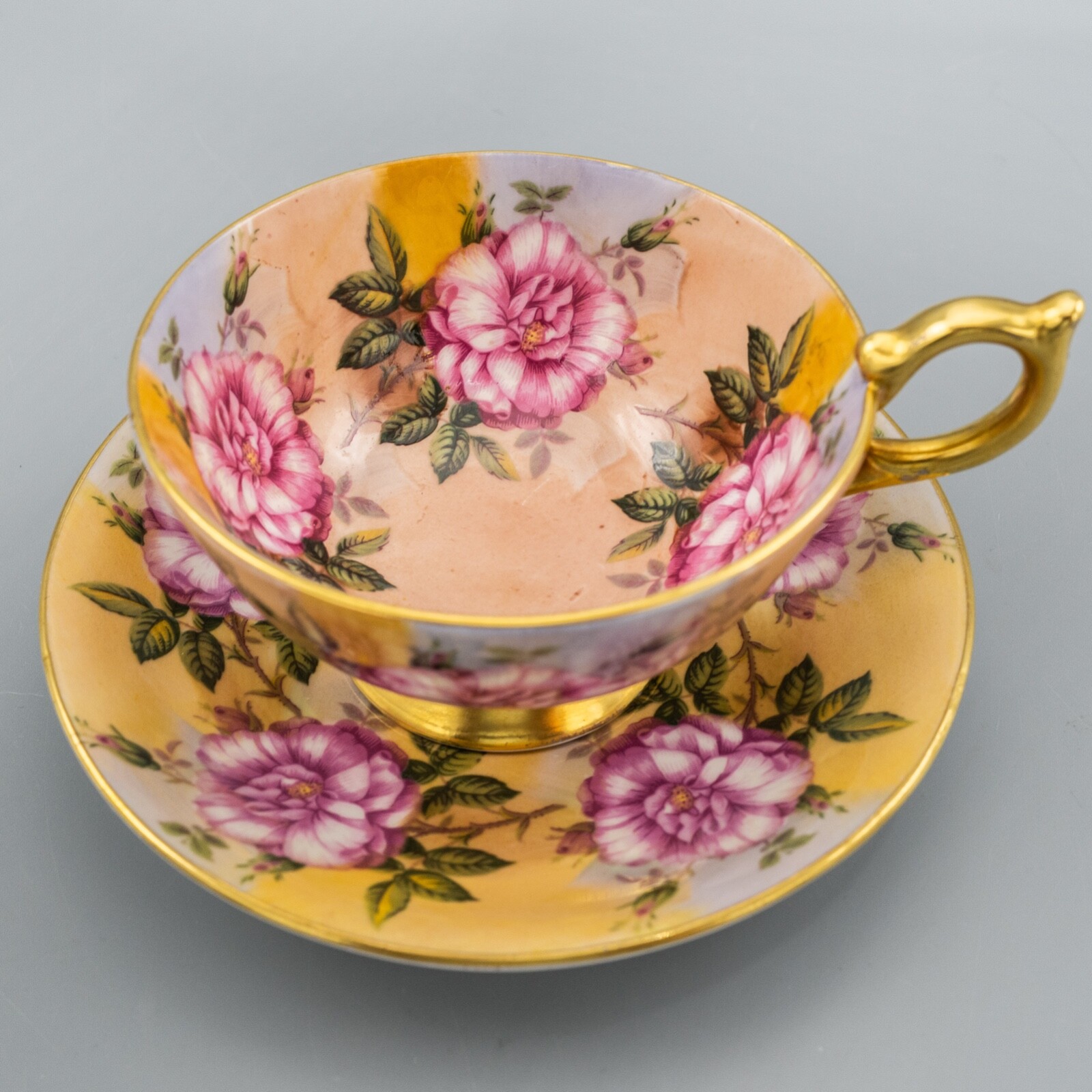 READ Aynsley 1026 Cabbage Rose 13 Rose Cup & Saucer Heavy Gold FREE USA SHIPPING