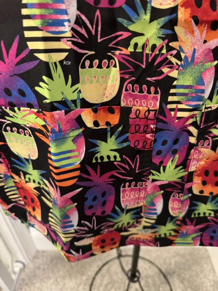 New Koi Basics Tiki Pineapple Leslie scrub top women Extra Extra Small XXS 2XS - Image 3 of 4