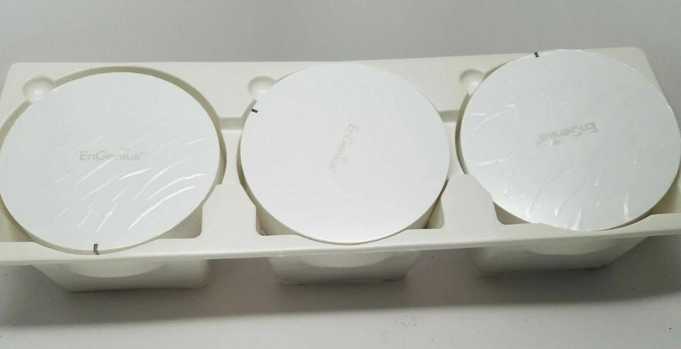 EnGenius EnMesh Whole-Home Wi-Fi System, AC1200 Dual-Band (EMR3000-KIT) - Image 2 of 4